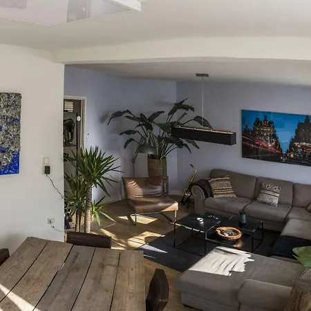 Vibing Urban Jungle Apartment! Appartement Amsterdam